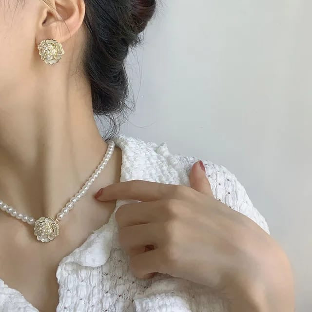Elegant Pearl Bead Rose Necklace Set for Women