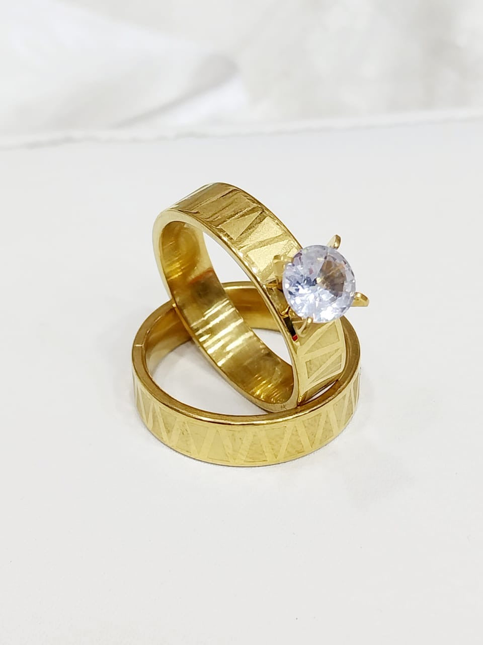 Luxury Golden Bling Couple Rings