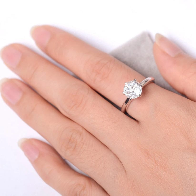 Elegant Silver Solitaire Ring (Adjustable)