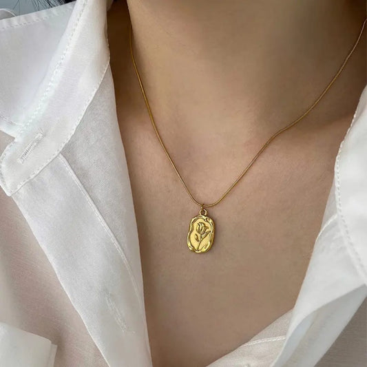 Vintage Rose Necklace