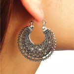 Vintage Boho Chic Silver Crescent Earrings - Image 3