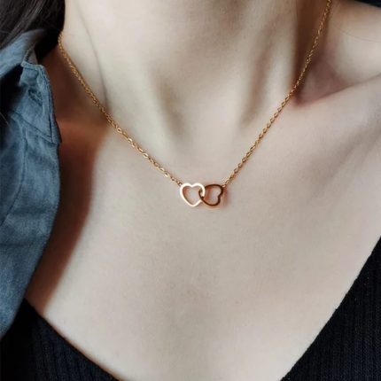Luxury Interlocking Hearts Pendant