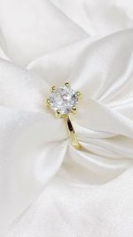Elegant Golden Solitaire Ring (Adjustable)
