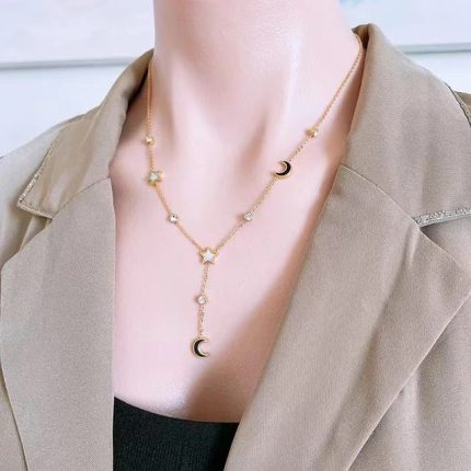 Trendy Star Moon Pendant For Women