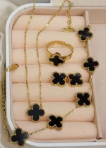 Elegant Four-Leaf Clover Jewelry Set - Image 3